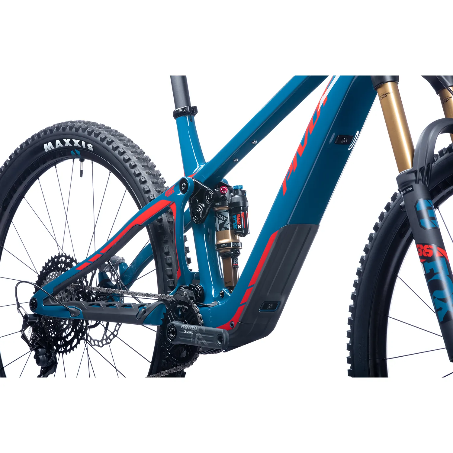 2023 Pivot Shuttle SL Team XTR with Reynolds Carbon Wheels
