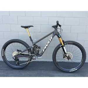 2024 Pivot Switchblade Ride GX AXS Transmission, Alloy Wheels w/ Fox Factory Fork Upgrade — Call for sale pricing