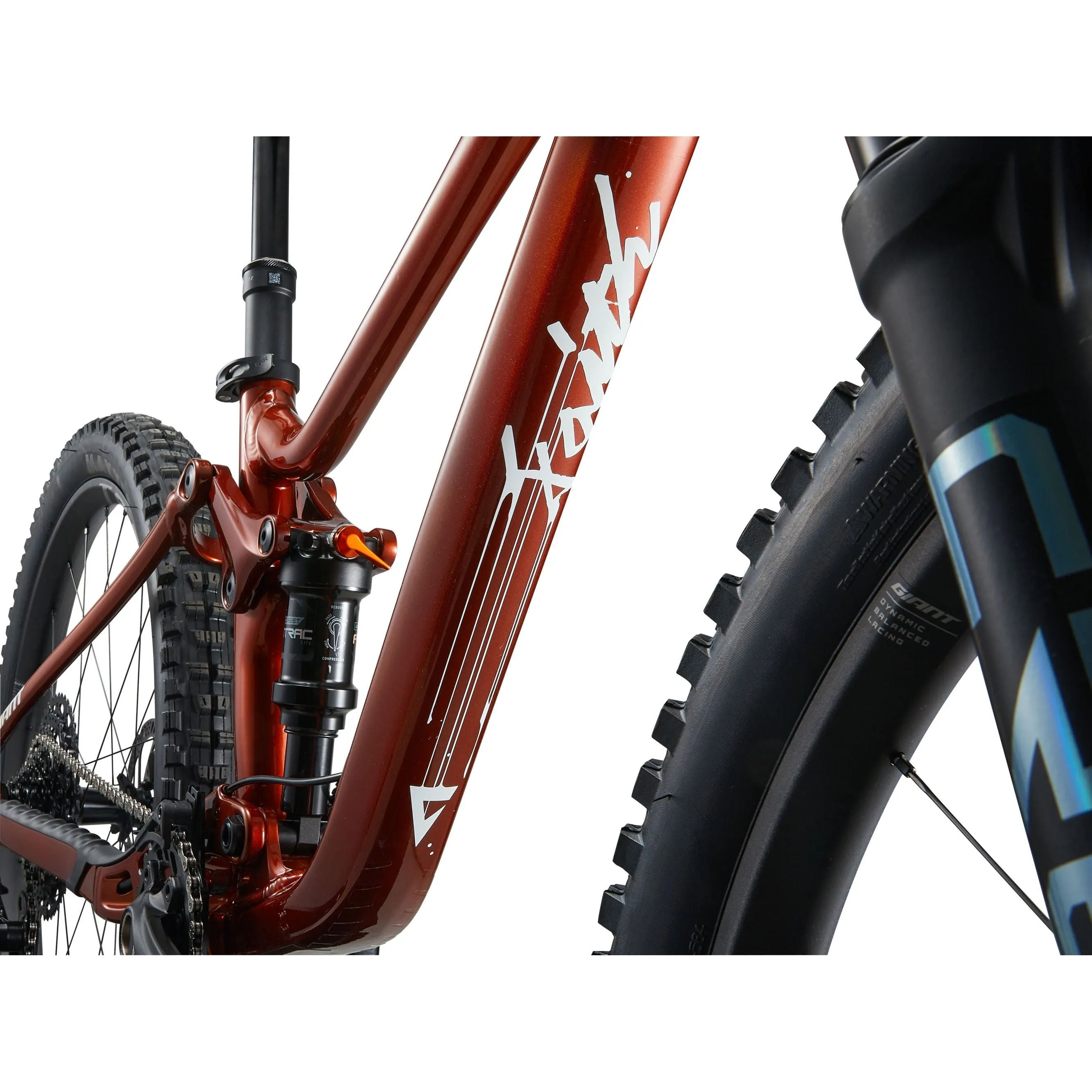 Giant Faith 27.5”/ 26” Kids' Mountain Bike
