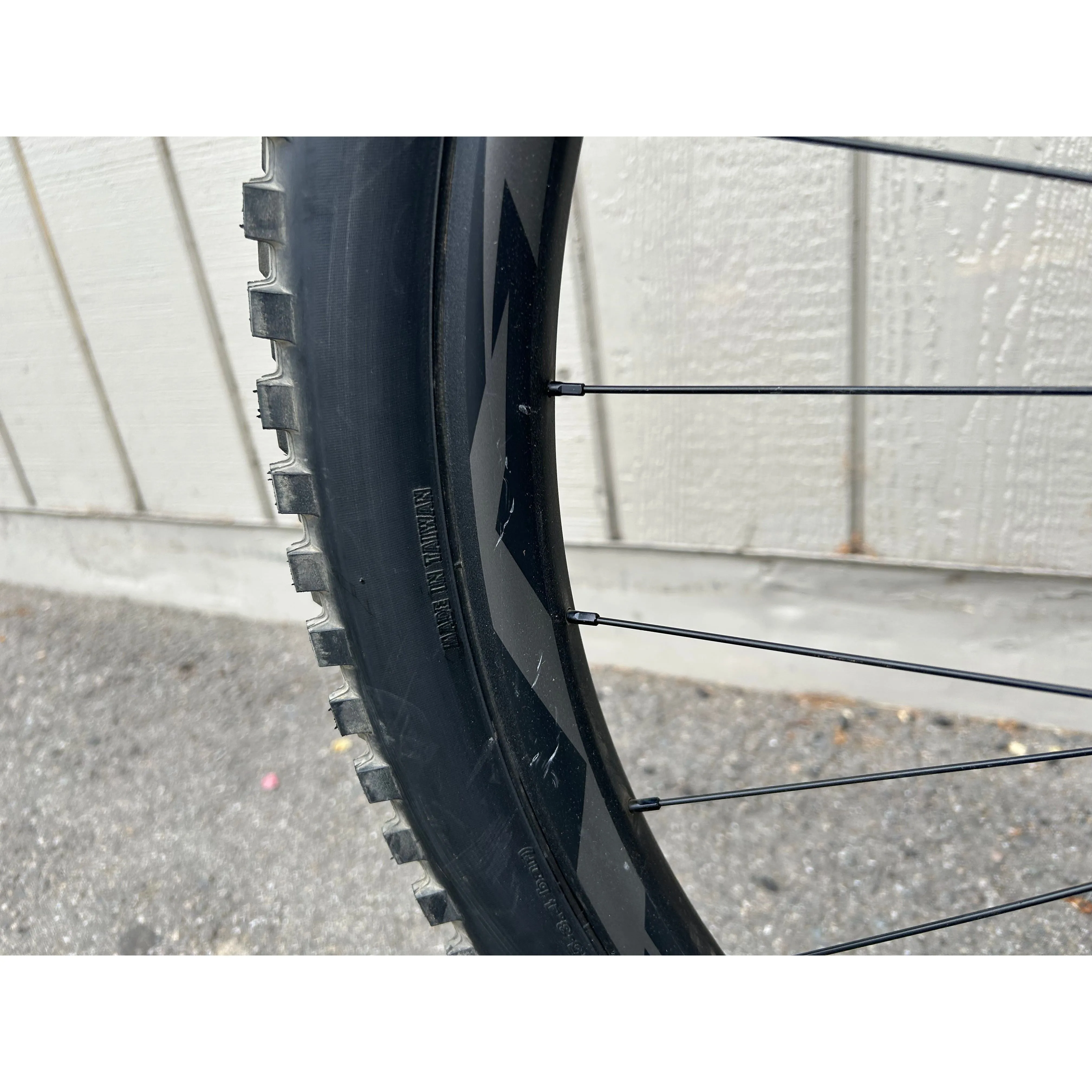 Giant Trance X 29 2 - DEMO