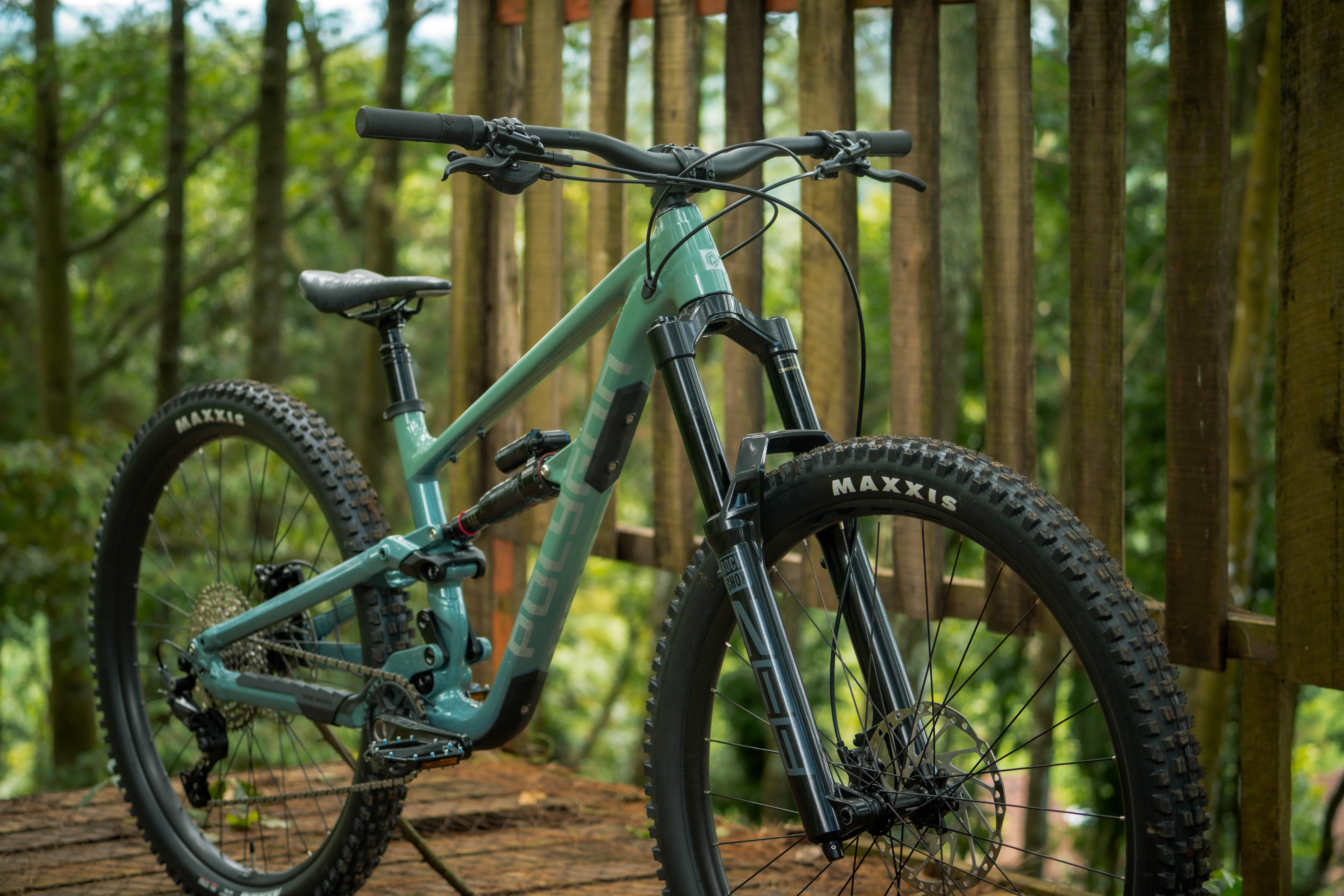 Polygon Collosus N7 - Enduro Mountain Bike [New]