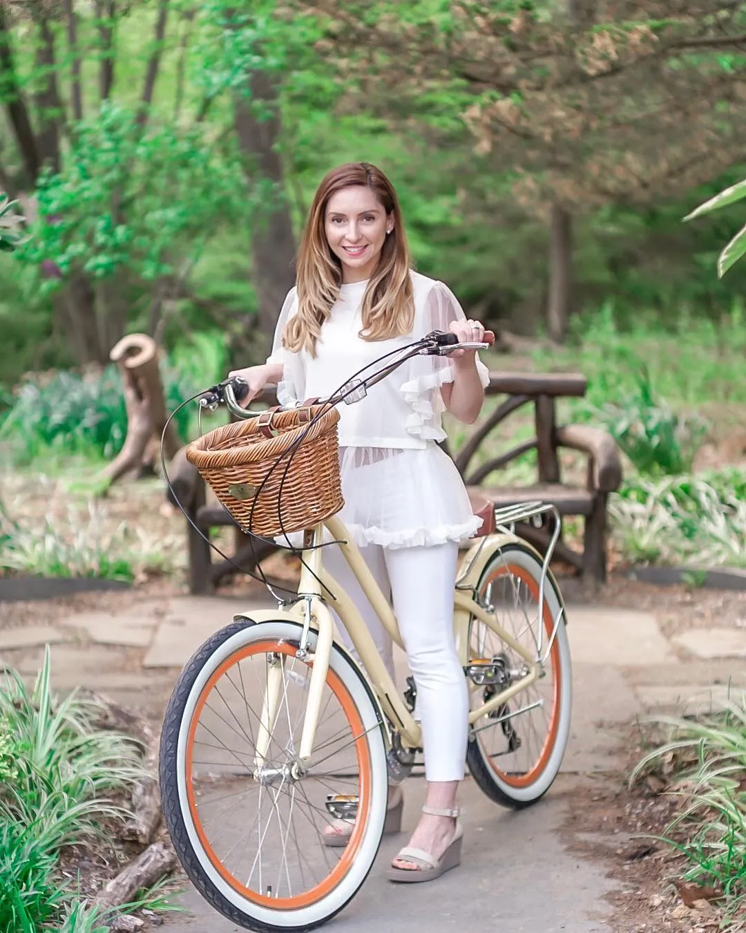 sixthreezero EVRYjourney Women's 24" 3 Speed Step-Through Touring Hybrid Bicycle