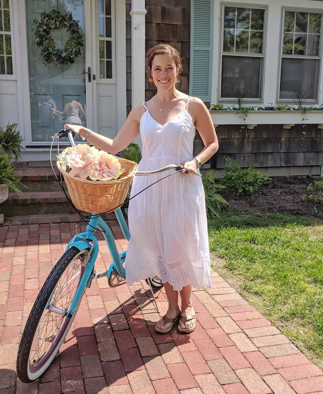sixthreezero EVRYjourney Women's 24" 3 Speed Step-Through Touring Hybrid Bicycle
