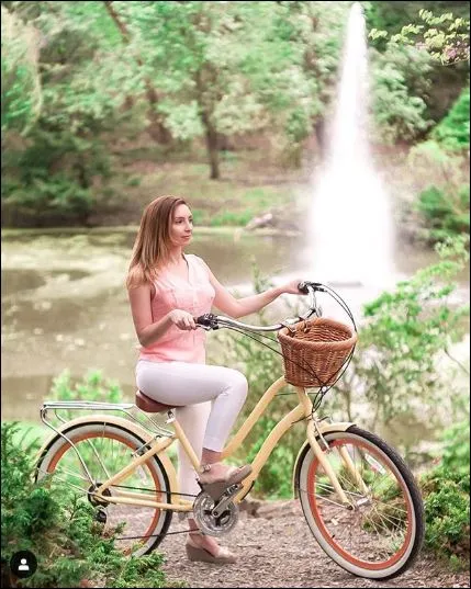 sixthreezero EVRYjourney Women's 24" 3 Speed Step-Through Touring Hybrid Bicycle
