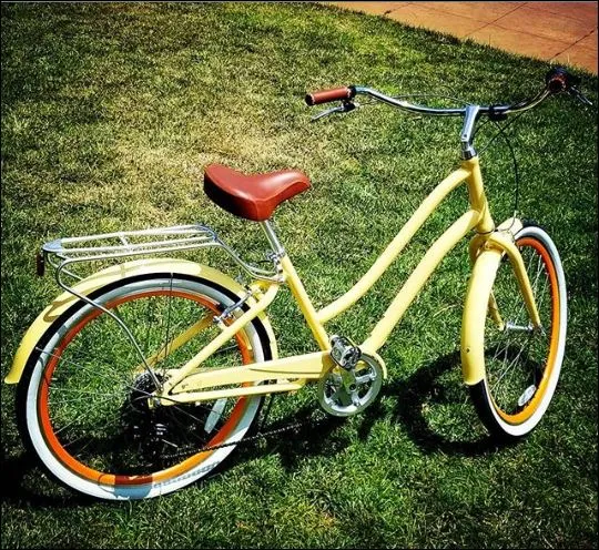 sixthreezero EVRYjourney Women's 24" 3 Speed Step-Through Touring Hybrid Bicycle