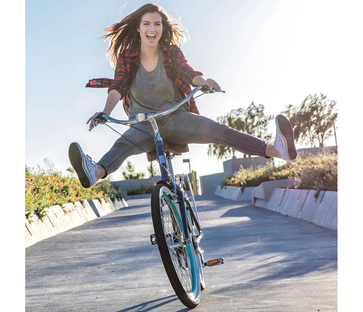 sixthreezero EVRYjourney Women's 26" Single Speed Step-Through Touring Hybrid Bicycle