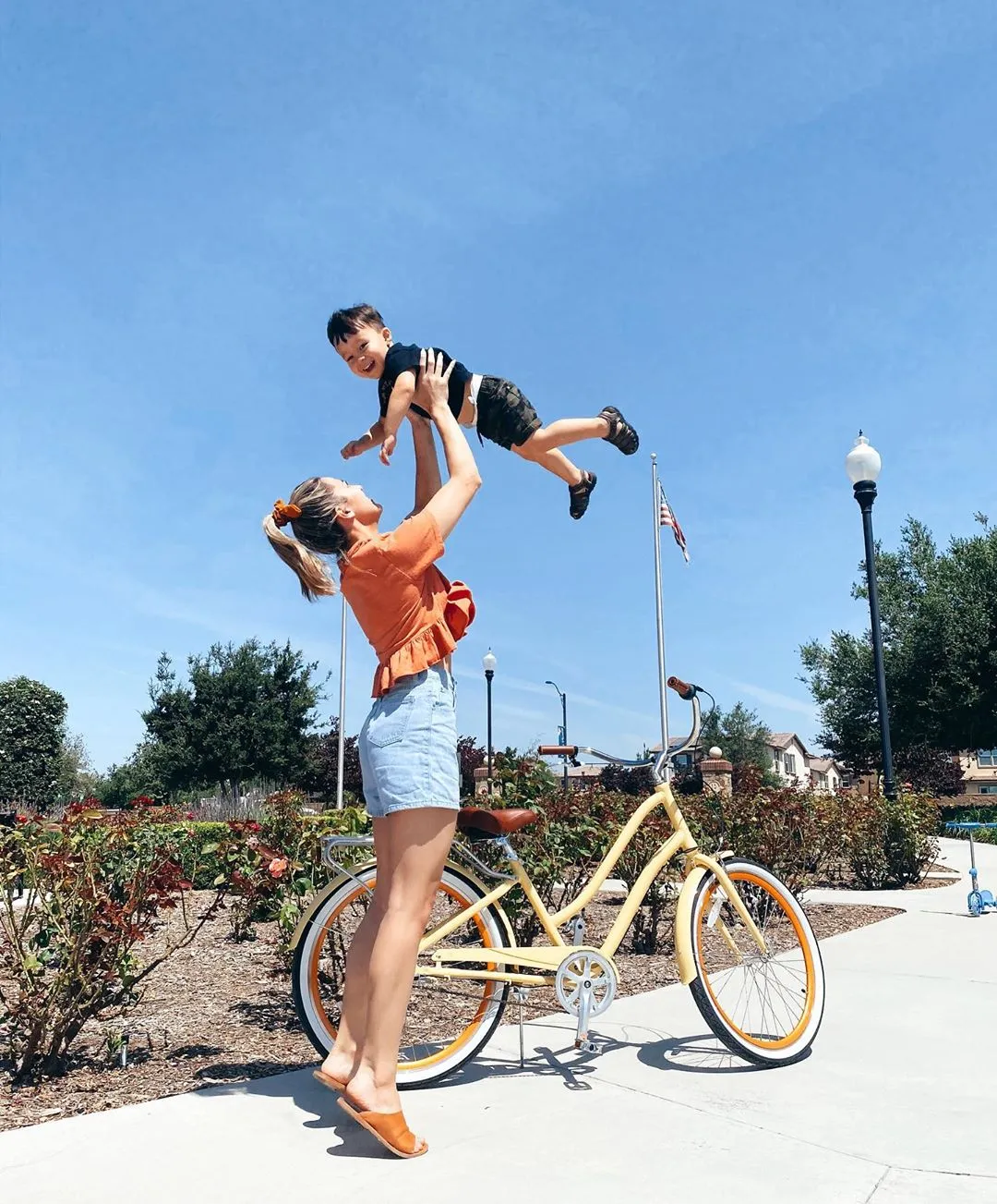 sixthreezero EVRYjourney Women's NEW 26" 500W 7-Speed Step-Through Touring Hybrid Bicycle,