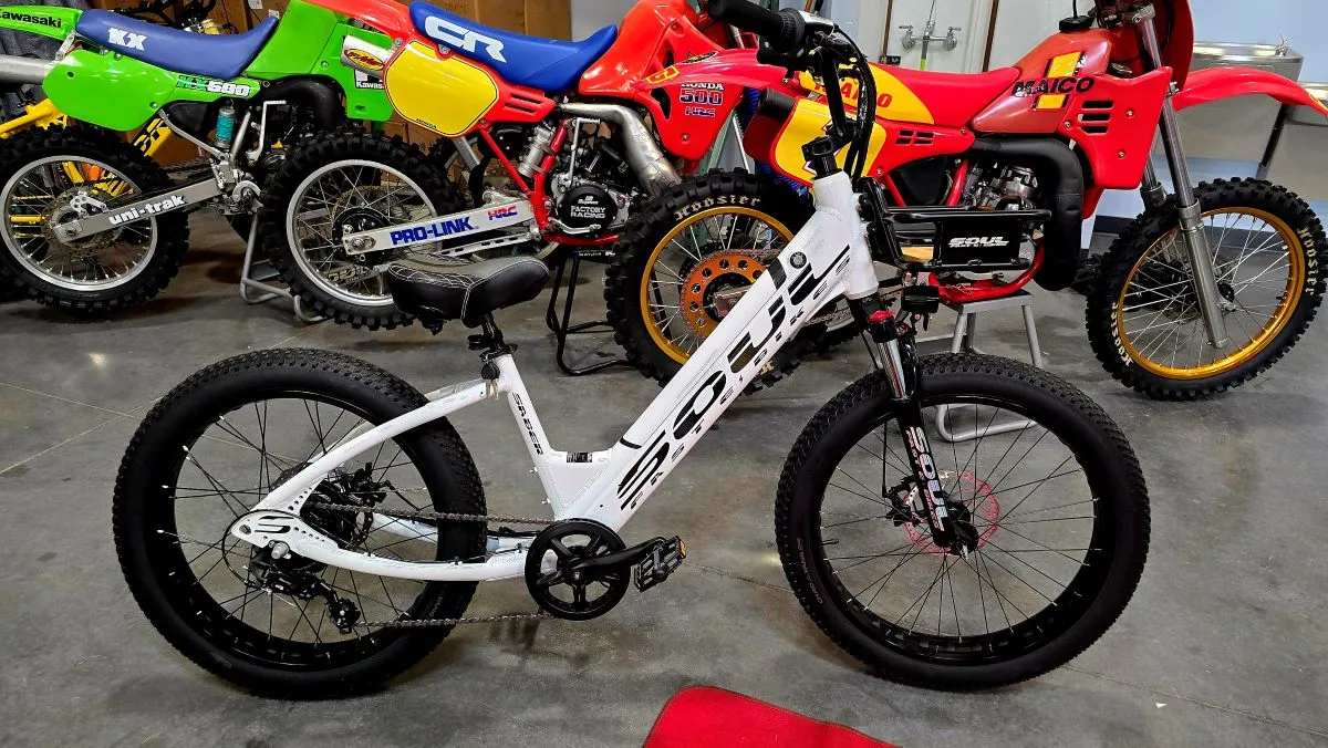 Soul Fast E-Bikes Soul Low 24" Ladies Electric Bikes 2025