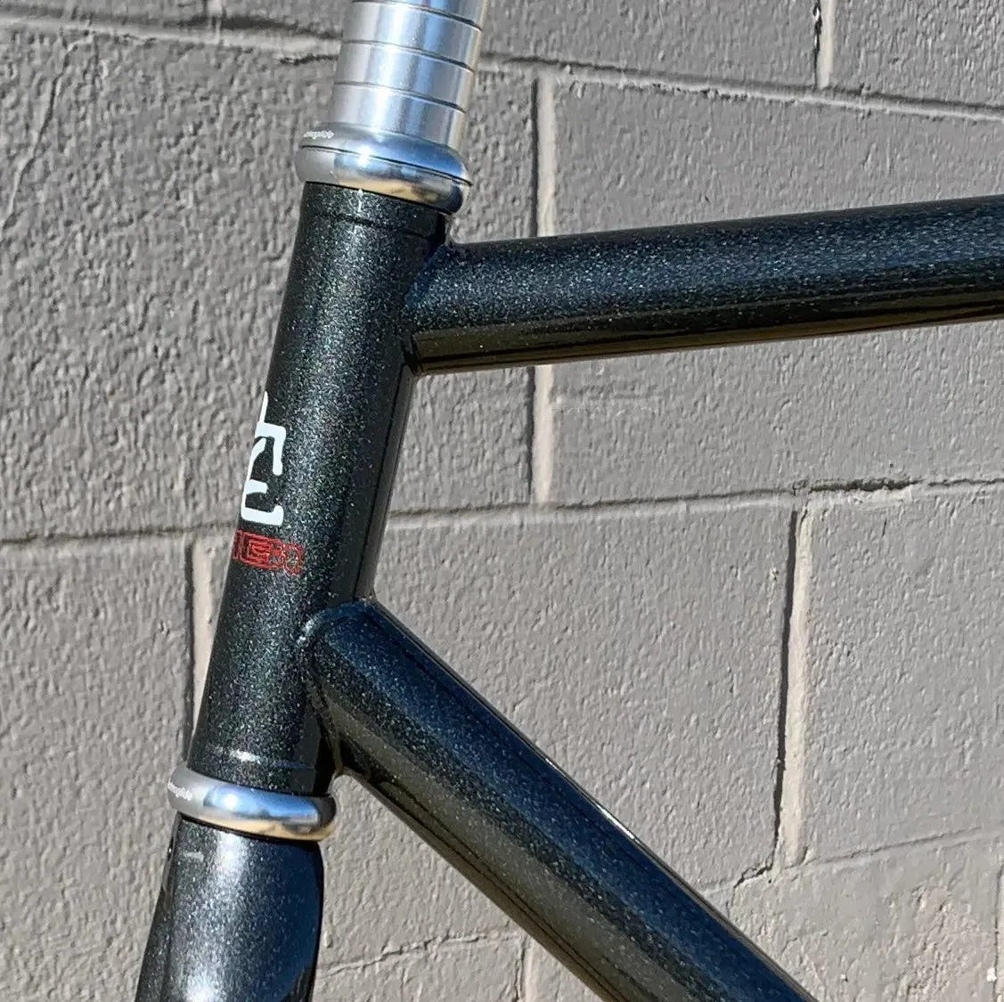 Wabi Lightning Frameset, Imperfects