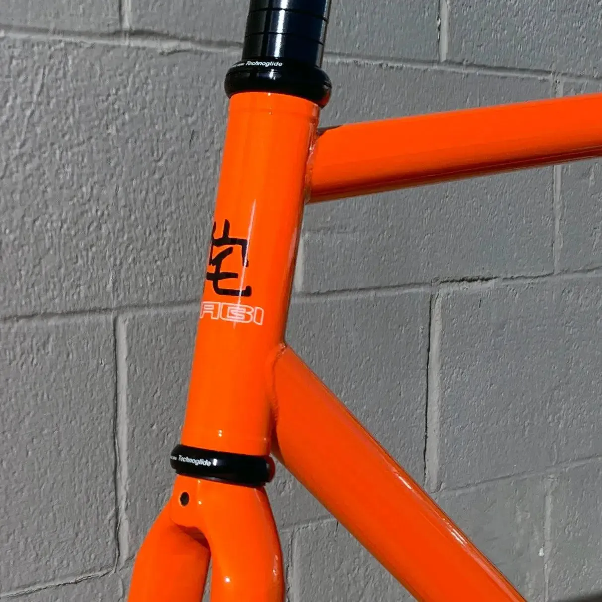 Wabi Lightning Frameset