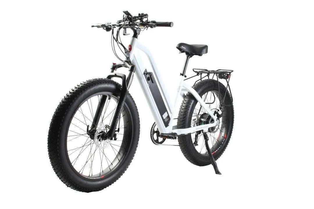 X-Treme Boulderado Fat Tire Electric Mountain Bike [48 Volt 17AH]